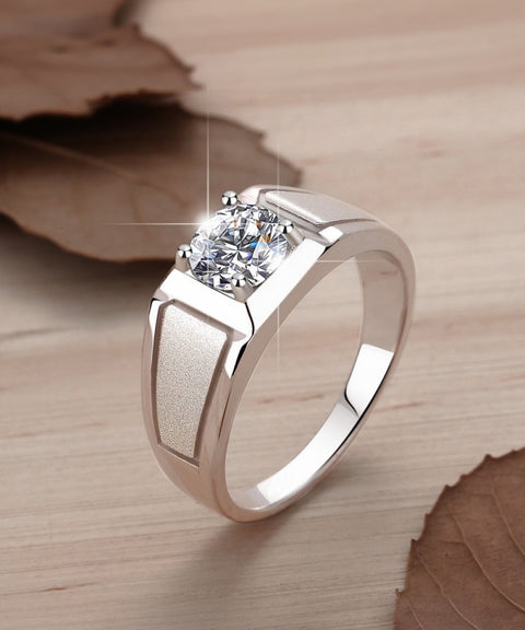 Moissanit Männer Ring Wolf